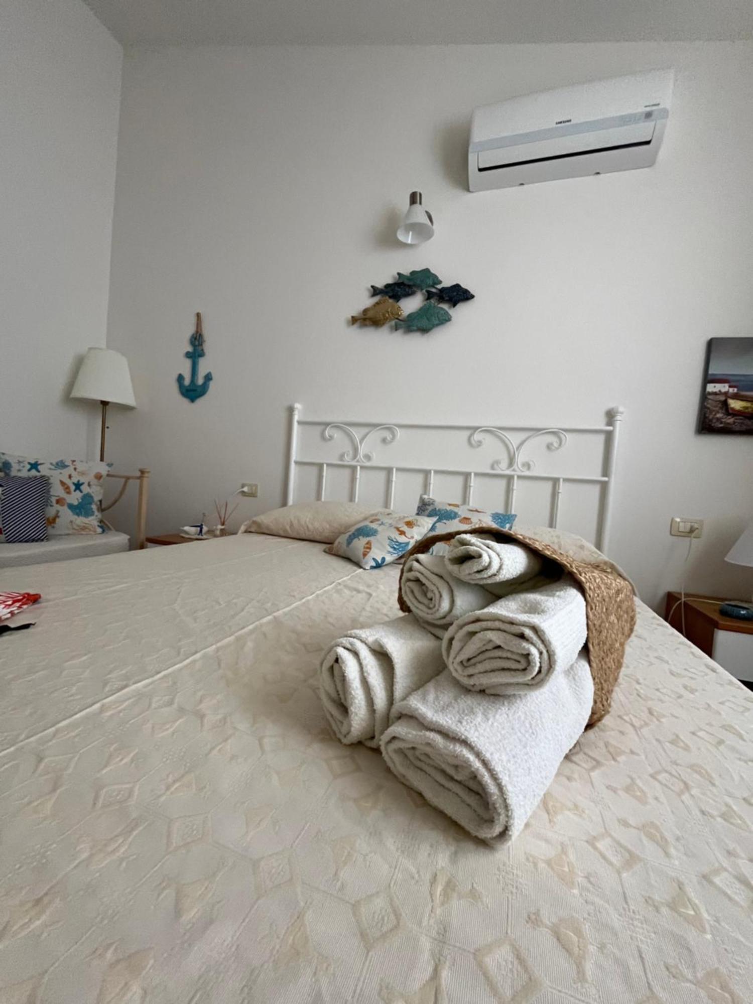 B&Bcoccole San Teodoro  Exterior photo